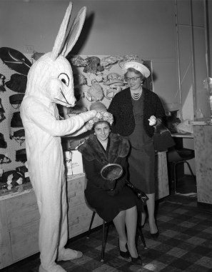 easter_bunny_2898504947